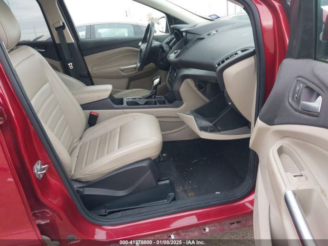 1FMCU0HD3KUA18315 Ford ESCAPE SEL