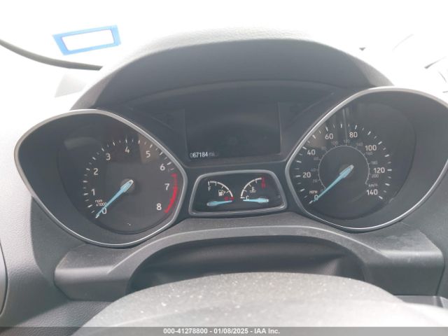 1FMCU0HD3KUA18315 Ford ESCAPE SEL