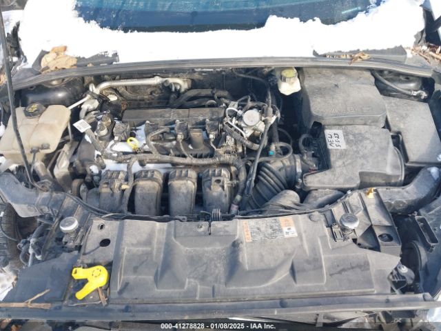 1FADP3E28HL221418 Ford FOCUS S