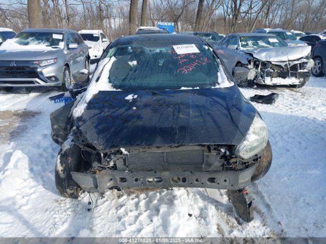 1FADP3E28HL221418 Ford FOCUS S