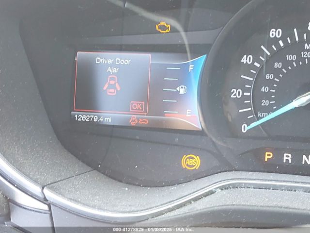 3FA6P0HD6ER101067 Ford FUSION SE