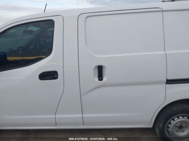 3N6CM0KN8LK701597 Nissan Nv200  Cargo S Xtronic Cvt
