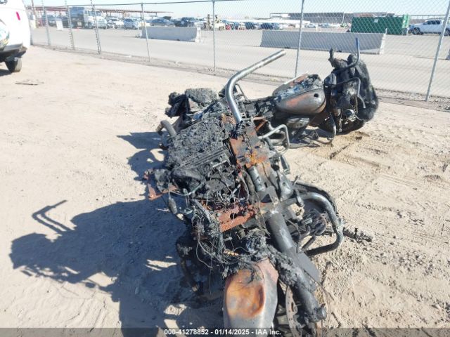 2015 HARLEY-DAVIDSON FLTRUSE 1HD1TAN16FB952869 Photo 4