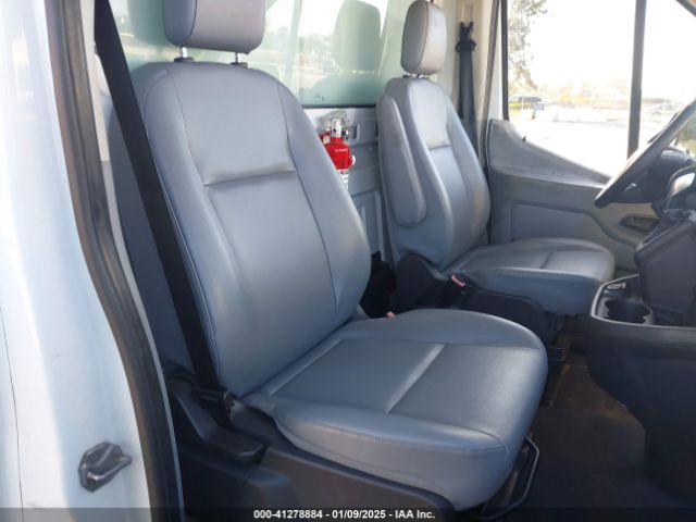 1FDBF8ZM5JKA71157 Ford Transit-350 Cab