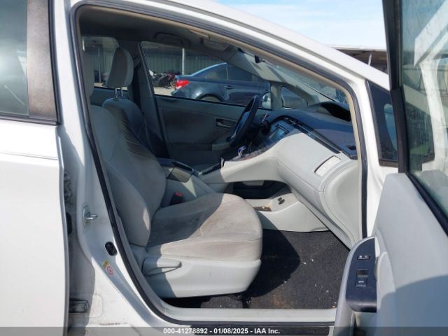 JTDKN3DU2E1833647 Toyota Prius