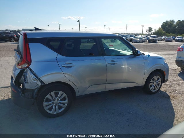 KIA SOUL LX 2020 KNDJ23AU6L7005877 Image 13