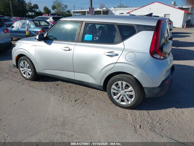 KNDJ23AU6L7005877 KIA SOUL LX