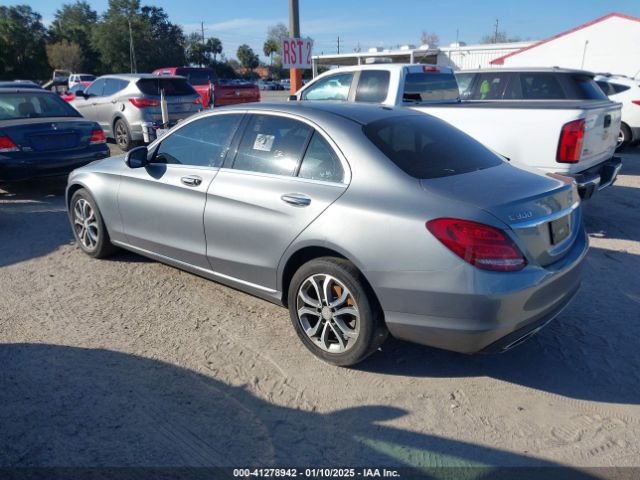 55SWF4JB8FU053828 Mercedes-Benz C 300 Luxury/sport