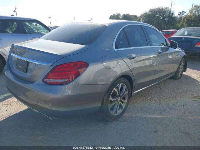 55SWF4JB8FU053828 Mercedes-Benz C 300 Luxury/sport