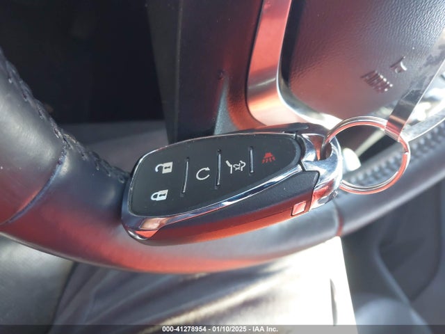 3GNAXMEV7JL131921 Chevrolet Equinox Premier