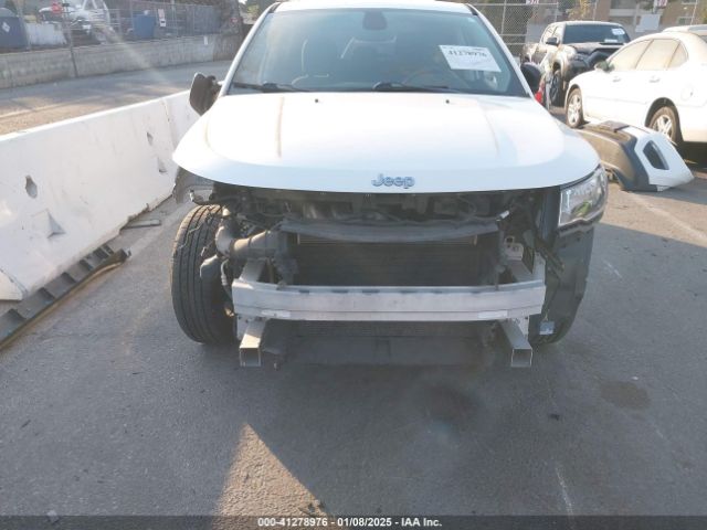 3C4NJCAB0JT271682 Jeep Compass Sport Fwd