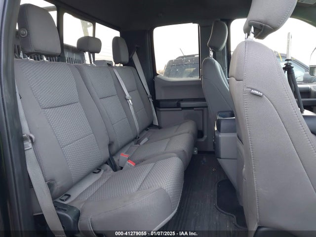 1FTFX1E49KKE80117 Ford F-150 Xlt