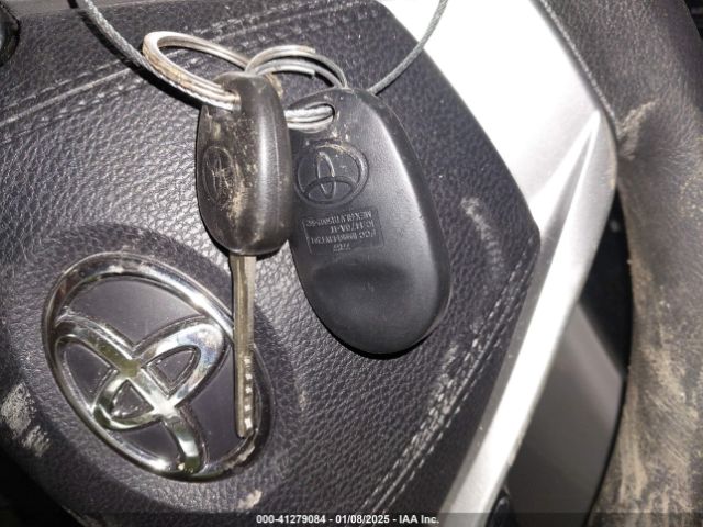 5TDKZ3DC1LS048256 Toyota SIENNA LE
