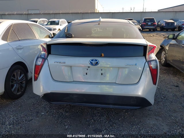 JTDKARFU0H3530936 Toyota Prius Three