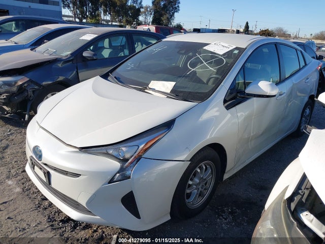 JTDKARFU0H3530936 Toyota Prius Three