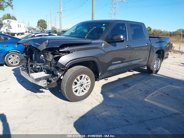 Toyota Tundra Sr5 2024 5TFLA5AB2RX032315 Image 2