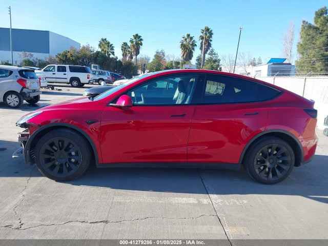 5YJYGDEE2MF213405 Tesla Model Y Long Range Dual Motor All-wheel Drive