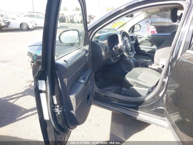 1C4NJCBA8ED731611 Jeep Compass Sport