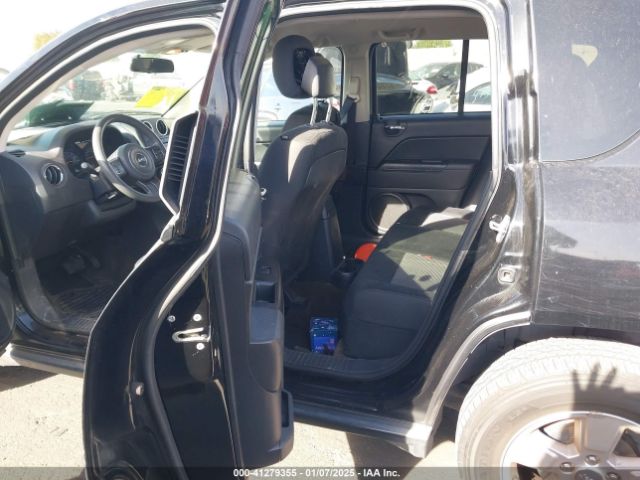 1C4NJCBA8ED731611 Jeep Compass Sport
