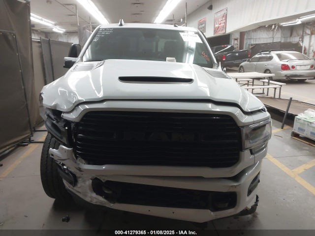 3C6UR5FL4RG316782 RAM 2500 Laramie  4x4 6'4 Box