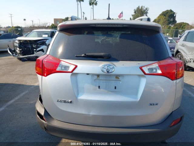 2T3WFREV3FW171816 Toyota Rav4 Xle