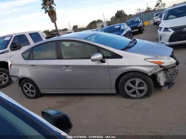 Toyota Prius Two 2015 JTDKN3DU8F0439528 Image 14