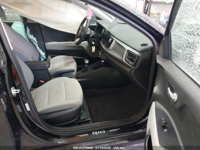 3KPA25AD4ME431418 KIA Rio 5-door S