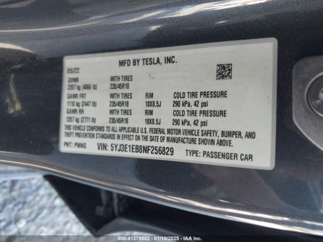 5YJ3E1EB8NF256829 Tesla MODEL 3