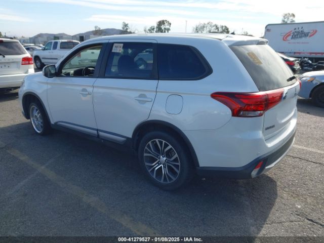 JA4AD3A32GZ001704 Mitsubishi Outlander Se