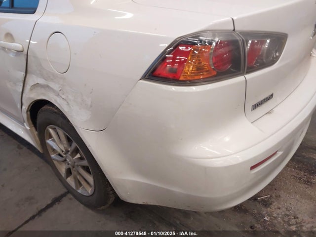 JA32U2FU7GU003157 Mitsubishi LANCER ES