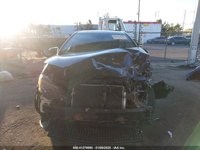 5YFBURHE9KP939125 Toyota COROLLA LE