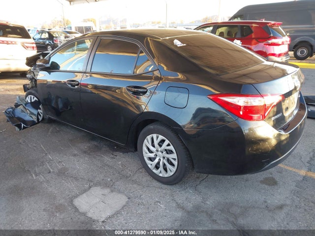 5YFBURHE9KP939125 Toyota COROLLA LE