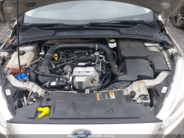 1FADP3FE6JL231105 Ford FOCUS SE