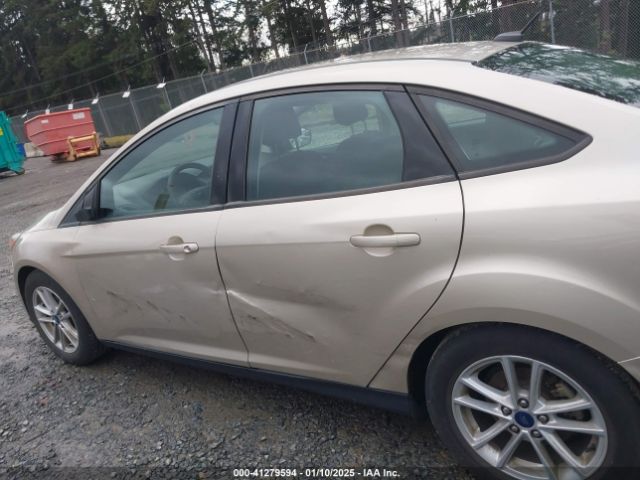 1FADP3FE6JL231105 Ford FOCUS SE