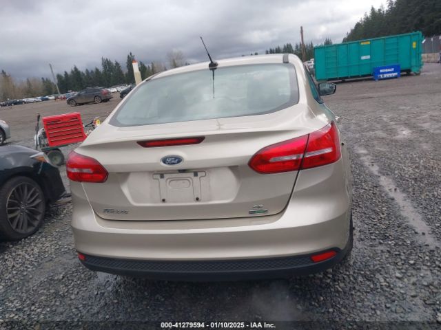 1FADP3FE6JL231105 Ford FOCUS SE