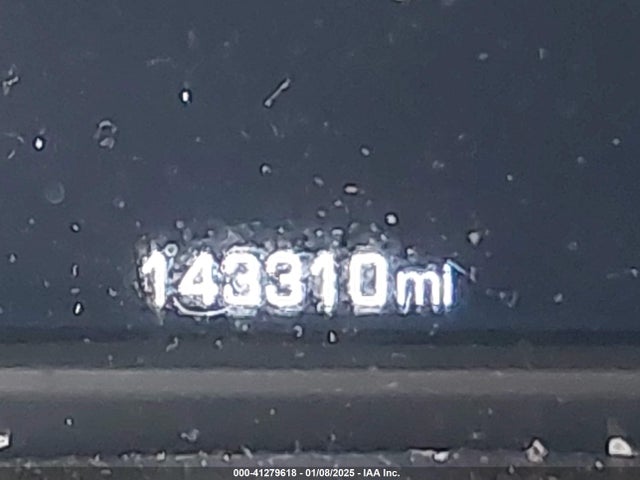 1GCVKREH8JZ267659 Chevrolet Silverado 1500 1lt