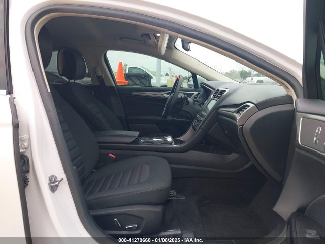 Ford FUSION SE 2018 3FA6P0HD0JR224311 Image 5