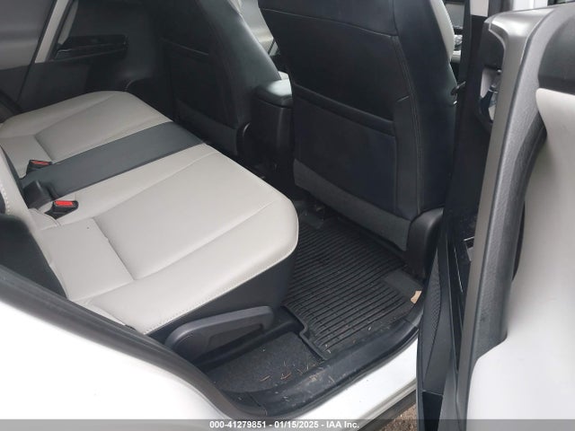 Toyota Rav4 Limited 2017 2T3DFREV4HW572317 Image 8