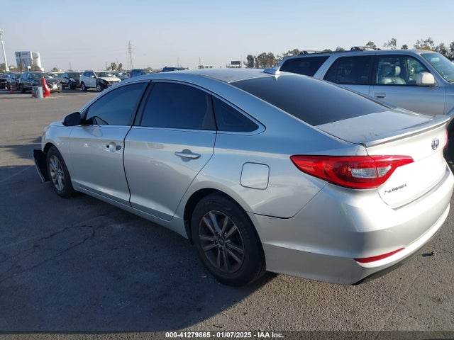 Hyundai SONATA SE 2016 5NPE24AF1GH375242 Image 15