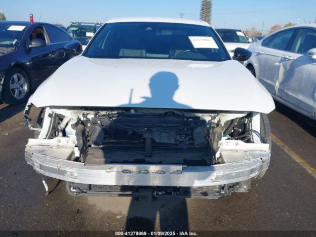 1HGCV3F26NA046427 Honda Accord Hybrid Sport