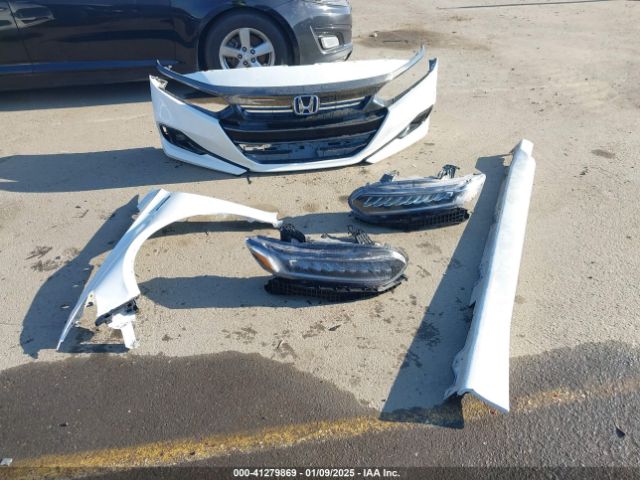 1HGCV3F26NA046427 Honda Accord Hybrid Sport