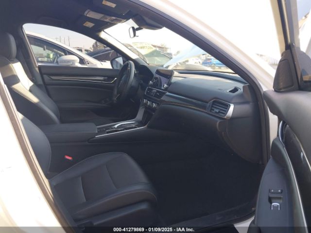 1HGCV3F26NA046427 Honda Accord Hybrid Sport