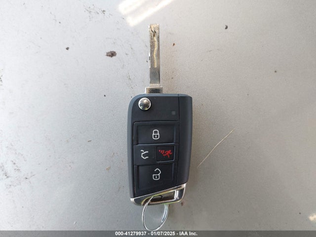 3VV2B7AX3JM166231 Volkswagen Tiguan 2.0t Se/2.0t Sel