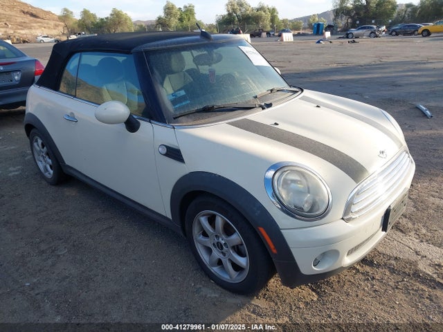 2009 MINI COOPER WMWMR33579TU95953 Photo 0