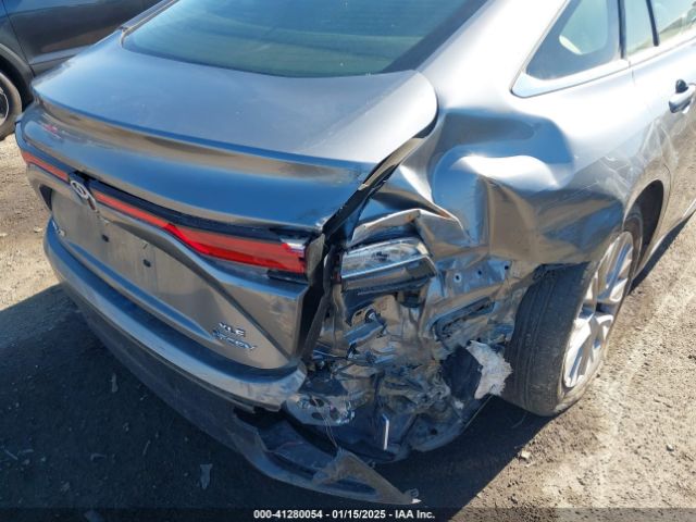 JTDAAAAA3RA011516 Toyota Mirai Xle