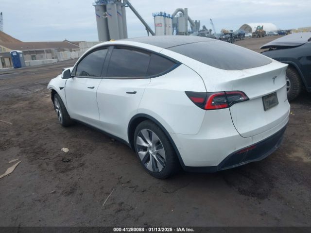5YJYGDEE1LF044783 Tesla 2020