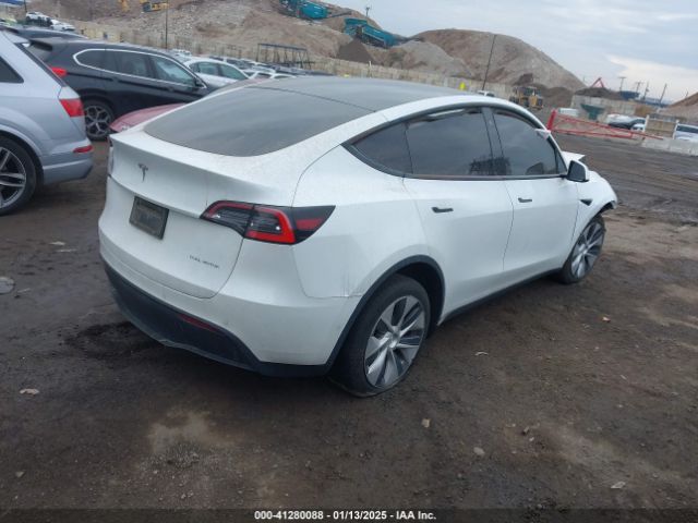 5YJYGDEE1LF044783 Tesla 2020