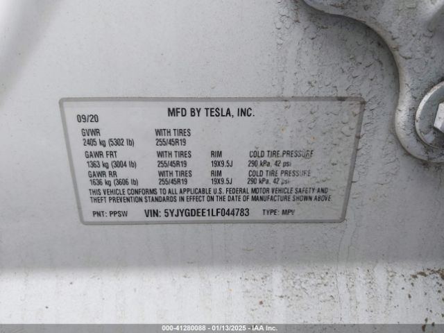 5YJYGDEE1LF044783 Tesla 2020