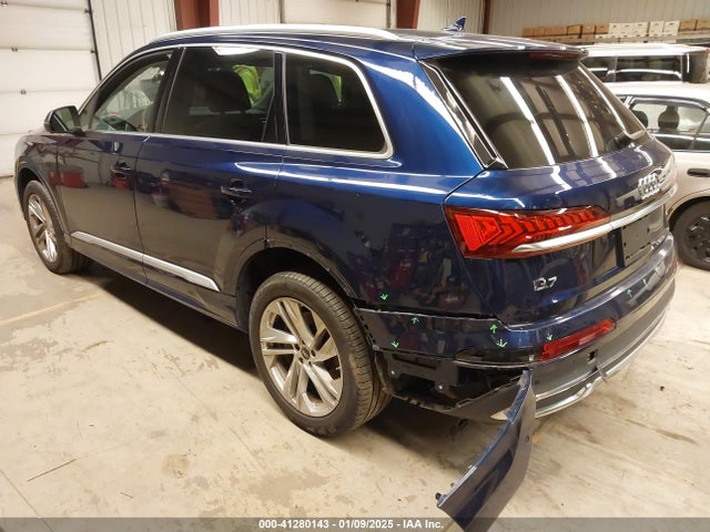 2022 Audi Q7 Premium Plus 45 Tfsi Quattro Tiptronic მანქანა იყიდება აუქციონზე, vin: WA1LJBF70ND006501, აუქციონის ნომერი: 41280143