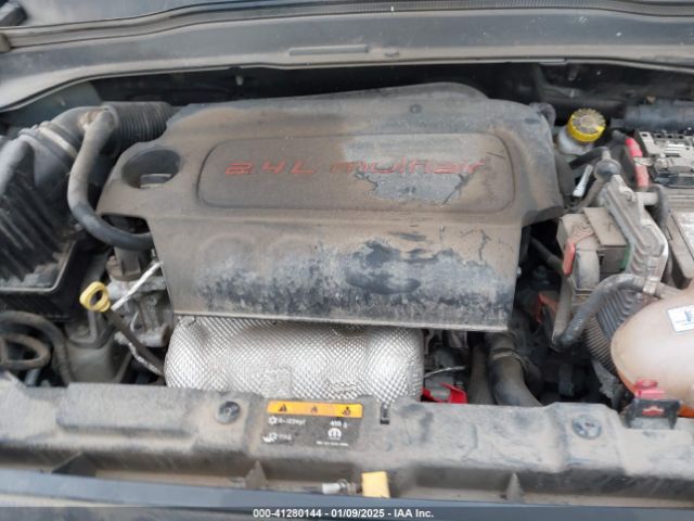 ZACCJBAB8JPH16677 Jeep Renegade Sport 4x4